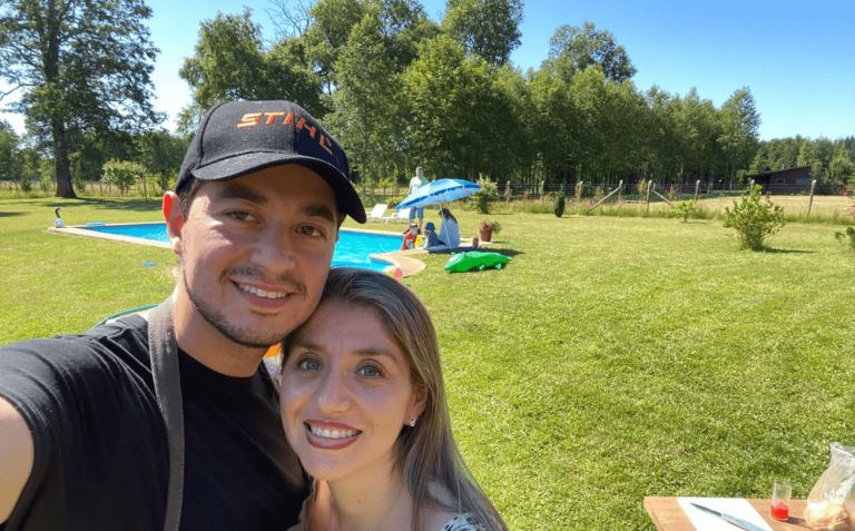 Alexis Urrutia, dueño de parcela. Imagen cedida y publicada en Las Últimas Noticias.