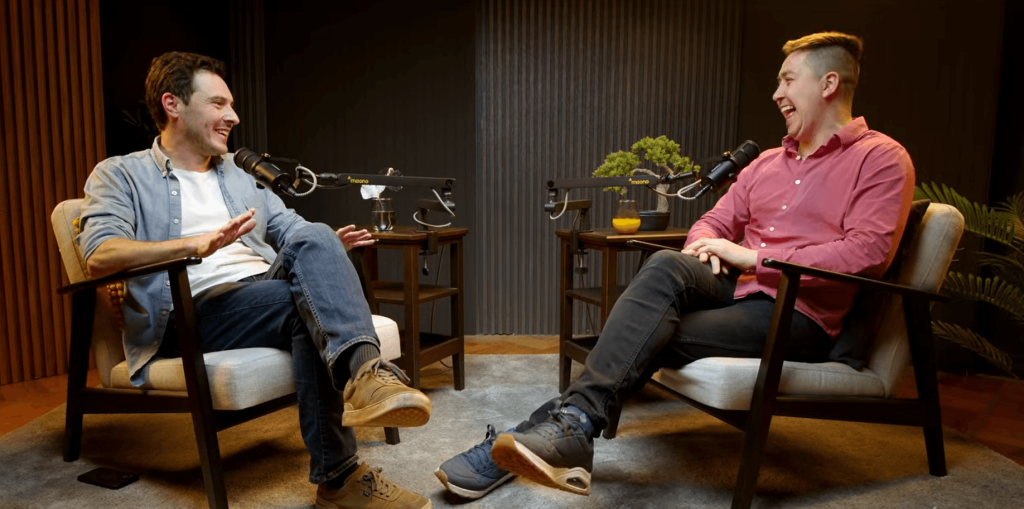 Andrés Sadler, fundador de PortalTerreno, en entrevista con el emprendedor Luis Urzúa, conocido como Luchito del Viento.